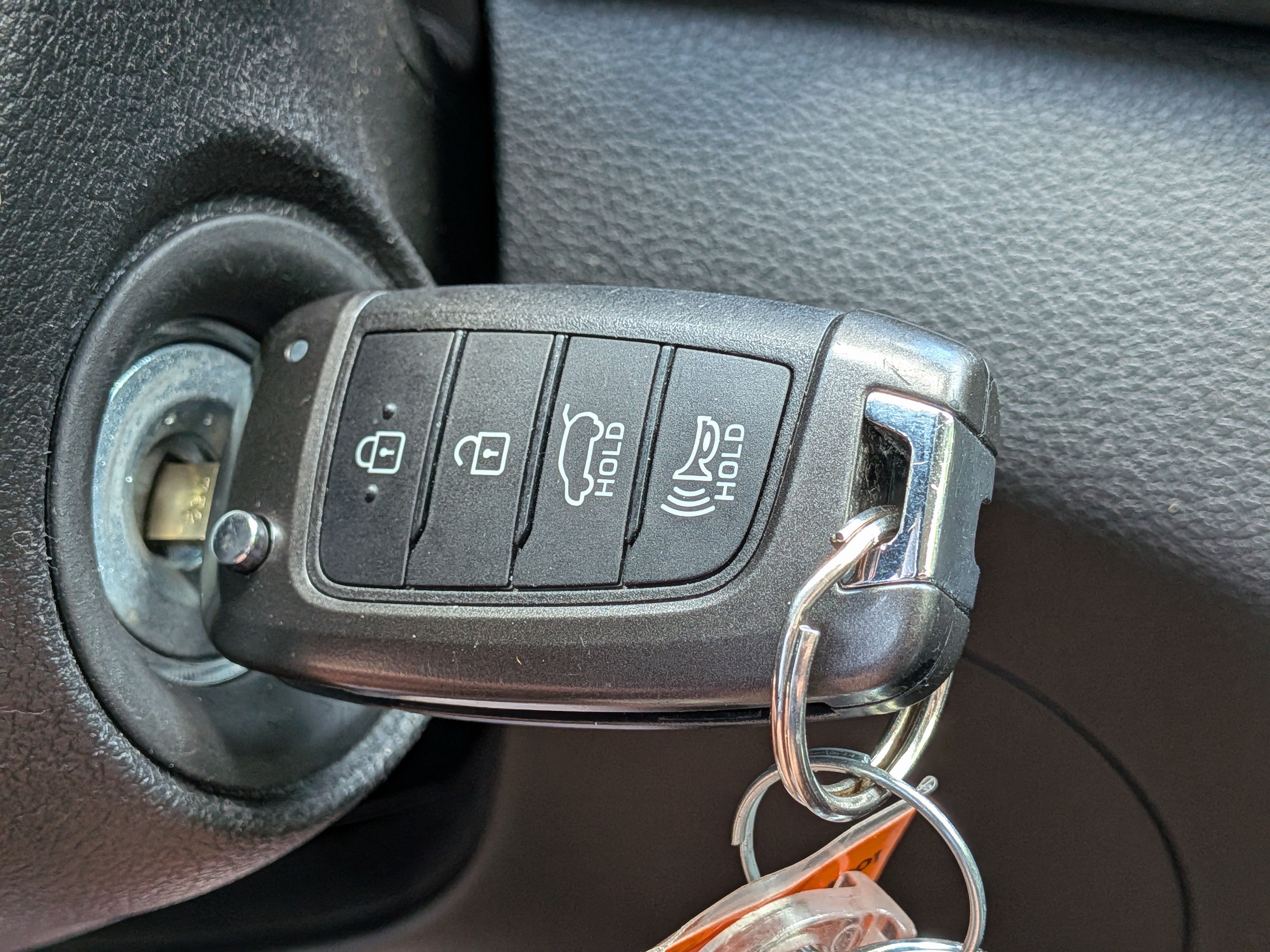 Used 2019 Hyundai Santa Fe SE AWD/4WD image 35