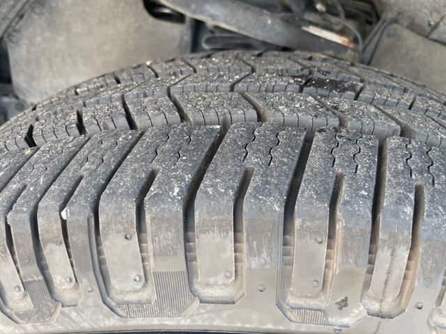 Used 2019 Toyota Tundra SR5 w/ SR5 Upgrade Package AWD/4WD image 30