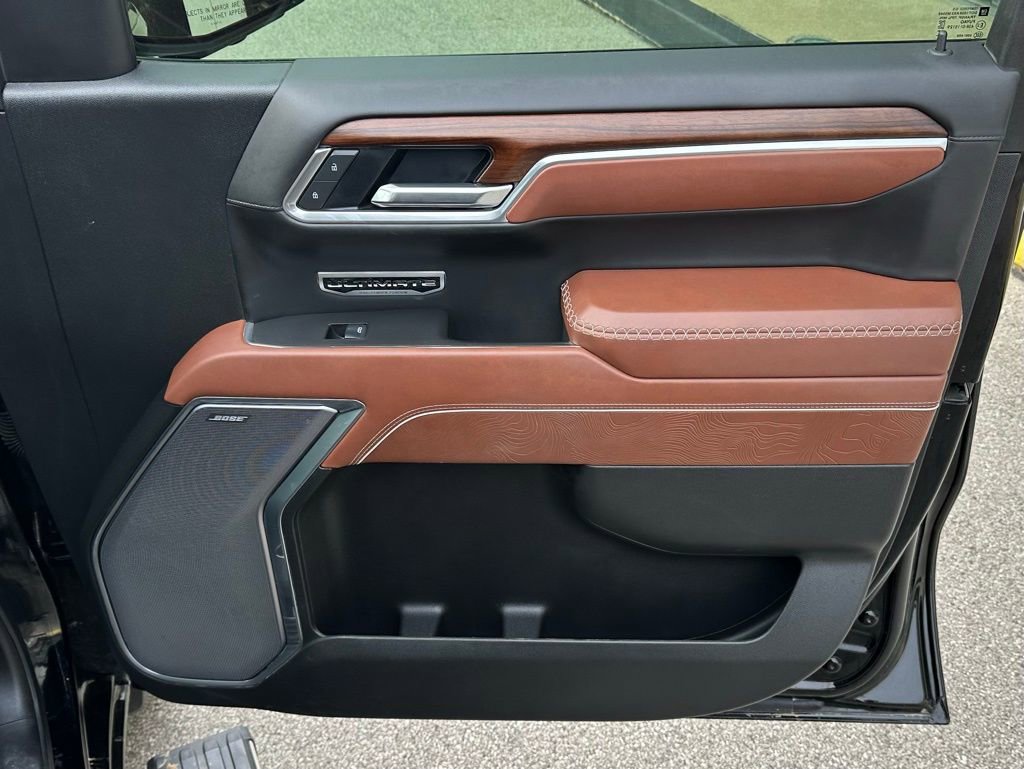 Used 2025 GMC Sierra 1500 Denali Ultimate image 32