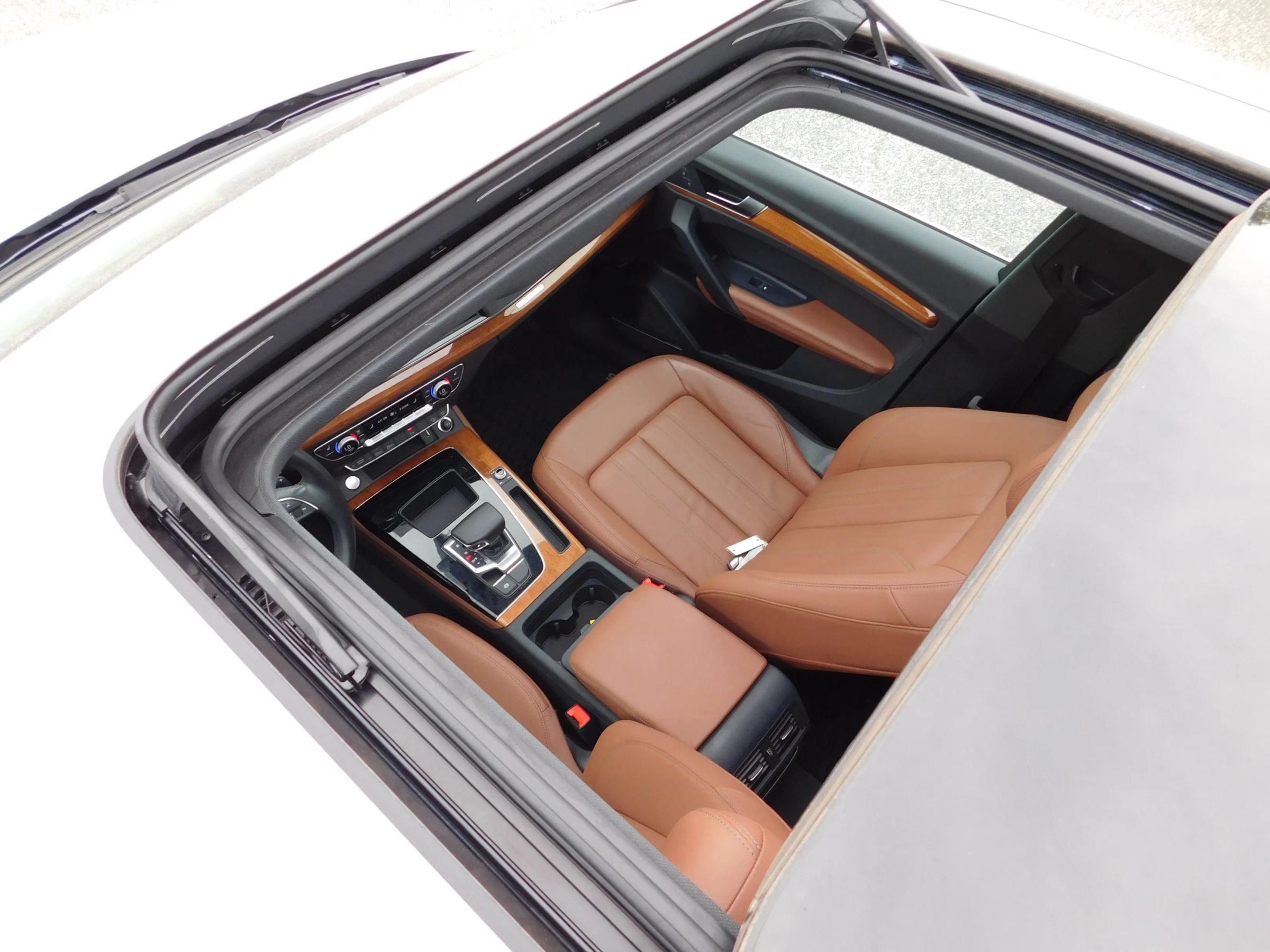 Used 2022 Audi Q5 2.0T Premium Plus AWD/4WD image 18
