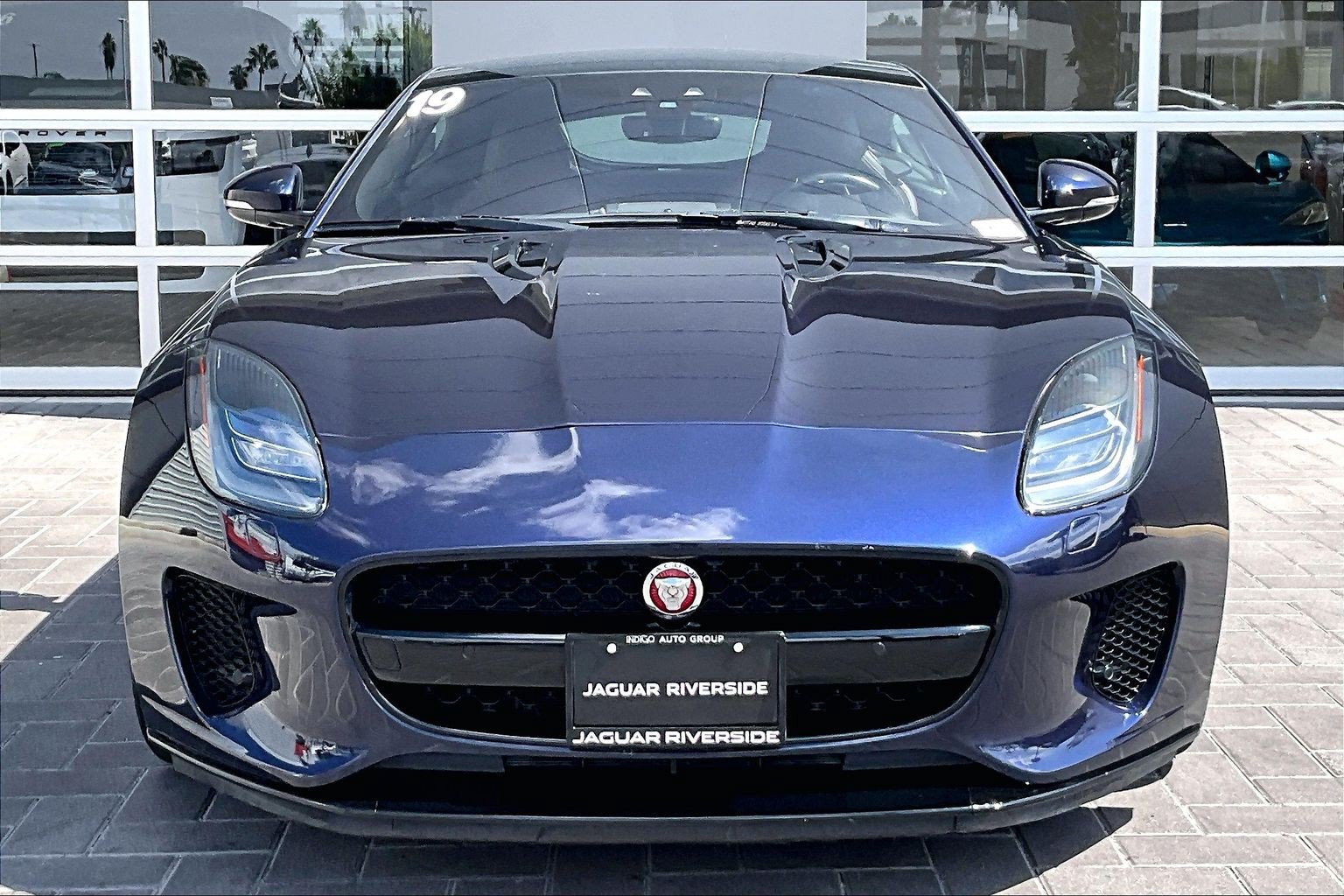 Used 2019 Jaguar F-TYPE Coupe RWD image 2