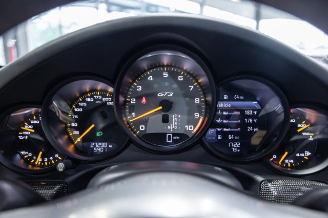 Used 2016 Porsche 911 GT3 RWD image 35