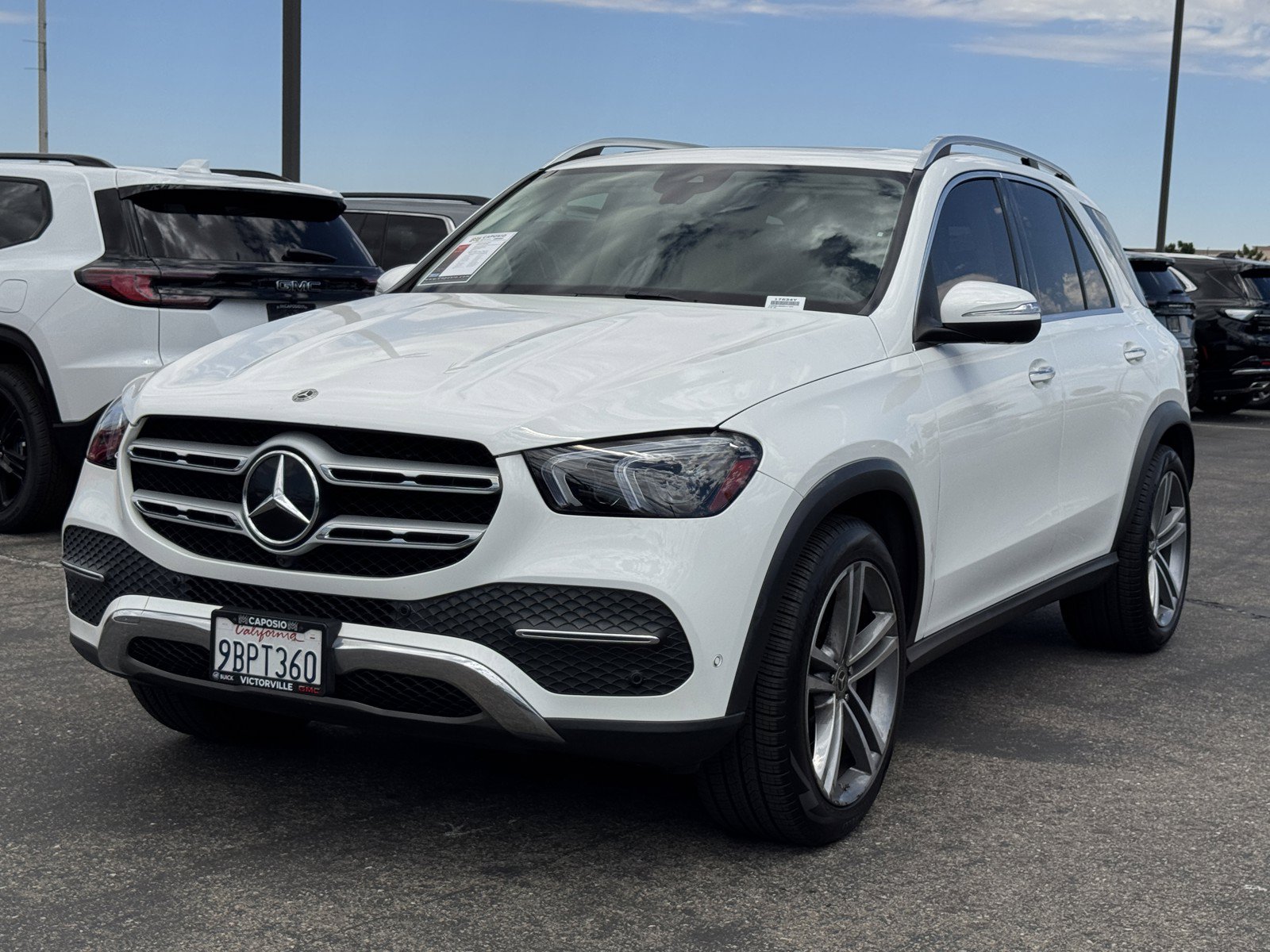 Used 2022 Mercedes-Benz GLE 350 w/ Premium Package image 3