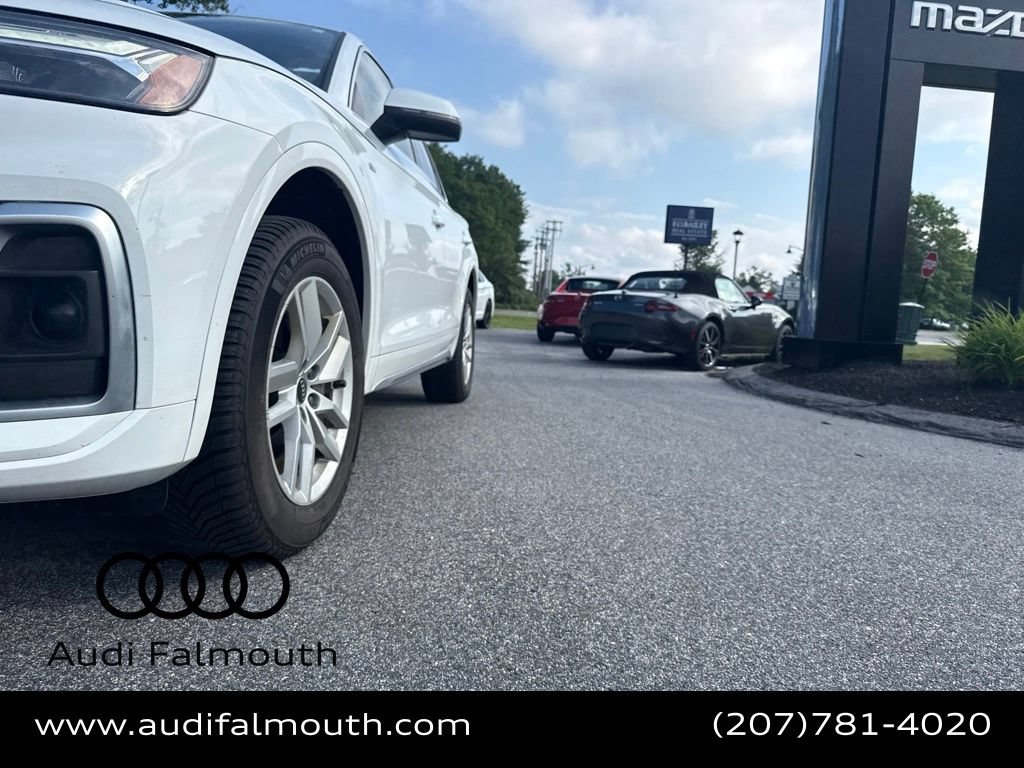 Used 2022 Audi Q5 2.0T Premium w/ Convenience Package AWD/4WD image 19