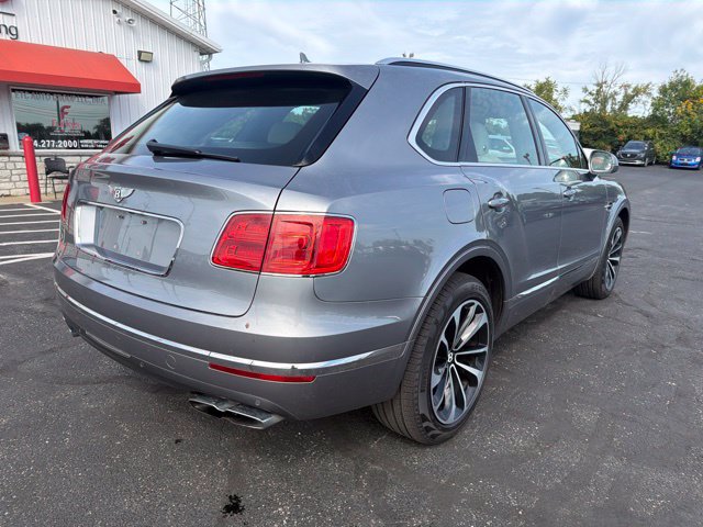 Used 2019 Bentley Bentayga AWD/4WD image 3