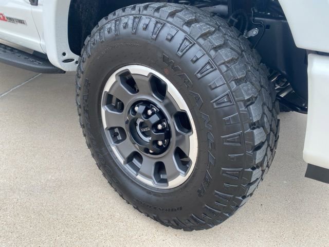 Used 2023 Ford F250 Lariat w/ Lariat Ultimate Package image 8