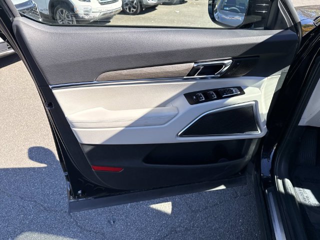 Used 2021 Kia Telluride SX w/ Nightfall Edition Package AWD/4WD image 13