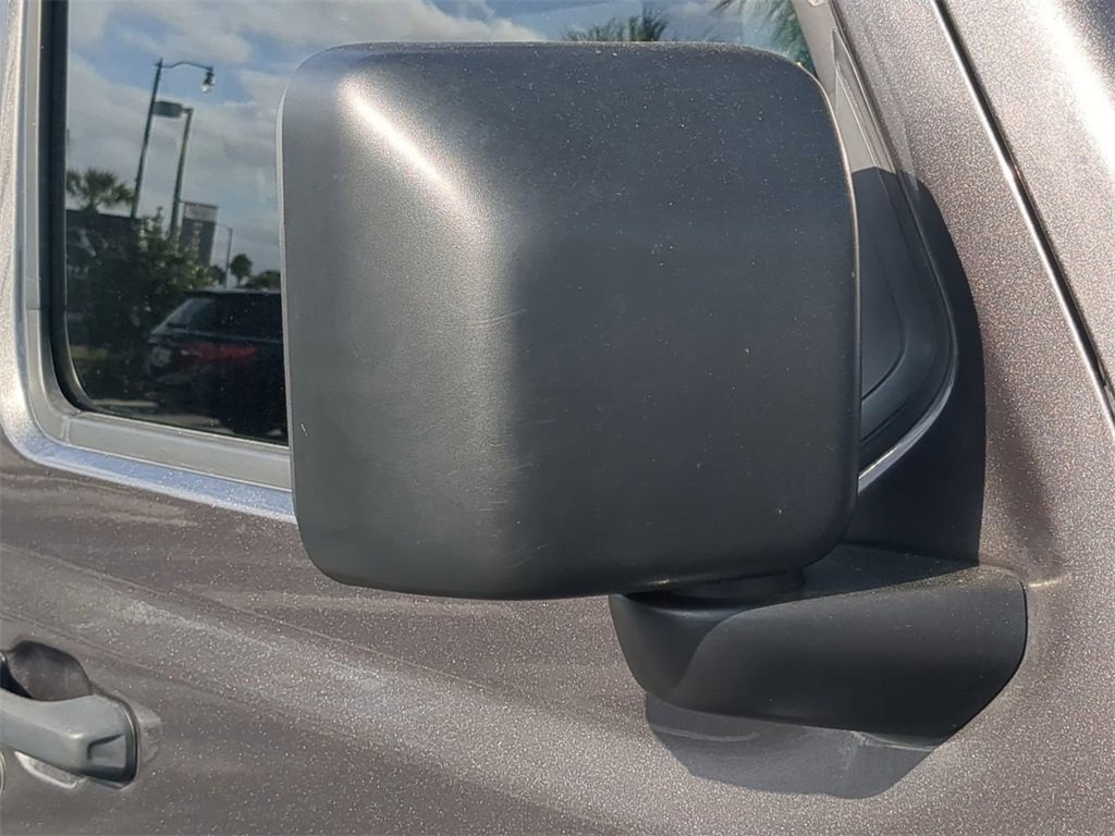 Used 2018 Jeep Wrangler Unlimited Sport image 12