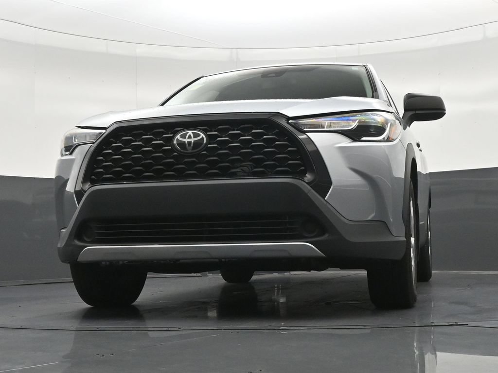 Used 2022 Toyota Corolla Cross L FWD image 30