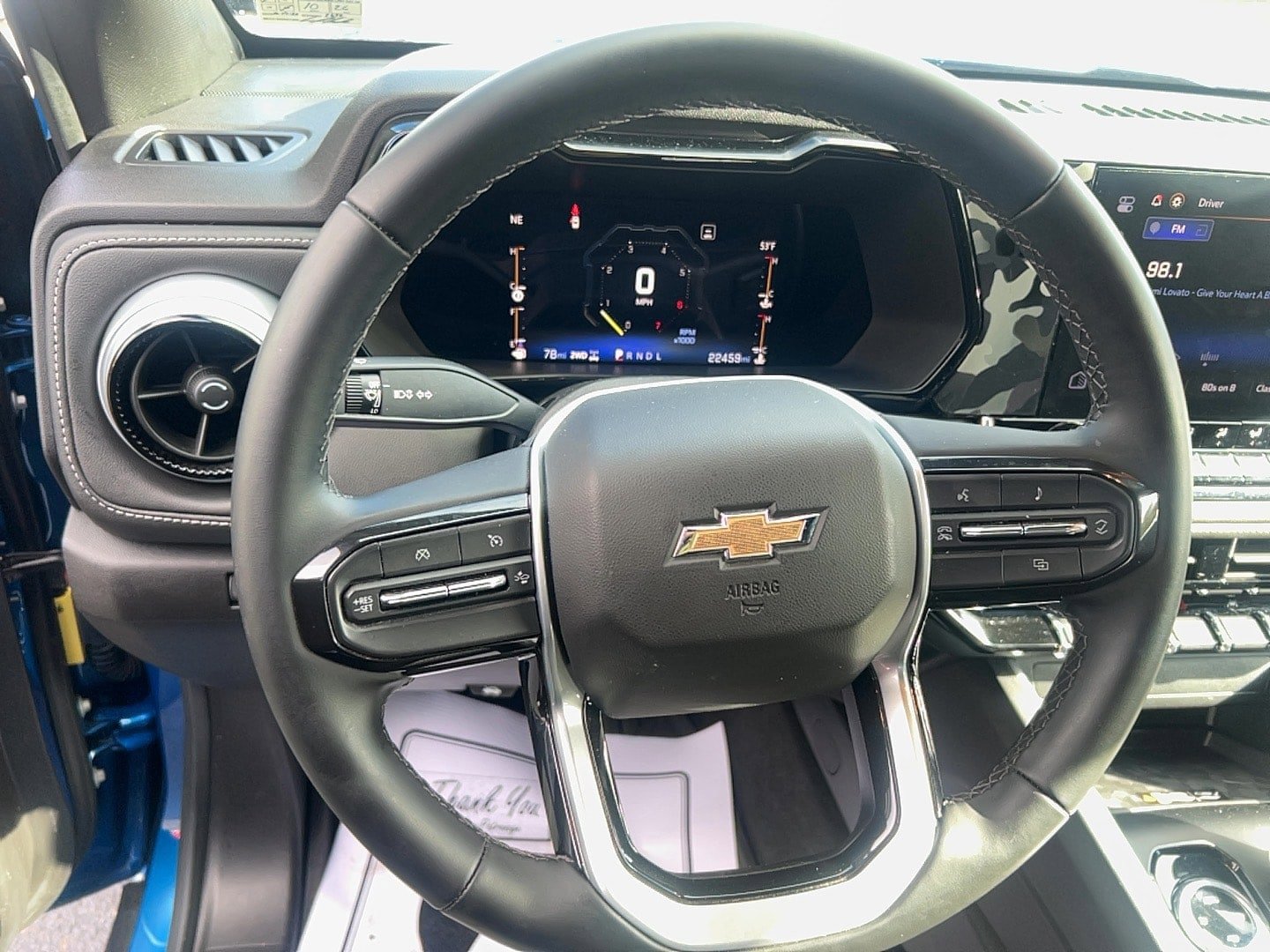 Used 2023 Chevrolet Colorado LT w/ LT Convenience Package II AWD/4WD image 13