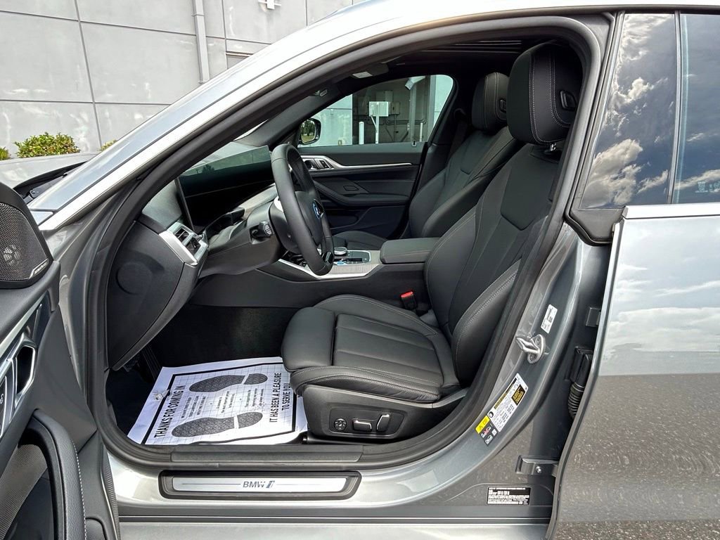 Used 2025 BMW i4 eDrive40 w/ Premium Package RWD image 15