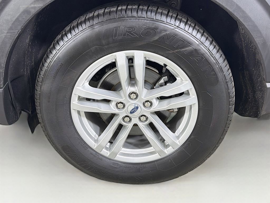 Used 2023 Ford Explorer XLT w/ Equipment Group 202A image 32