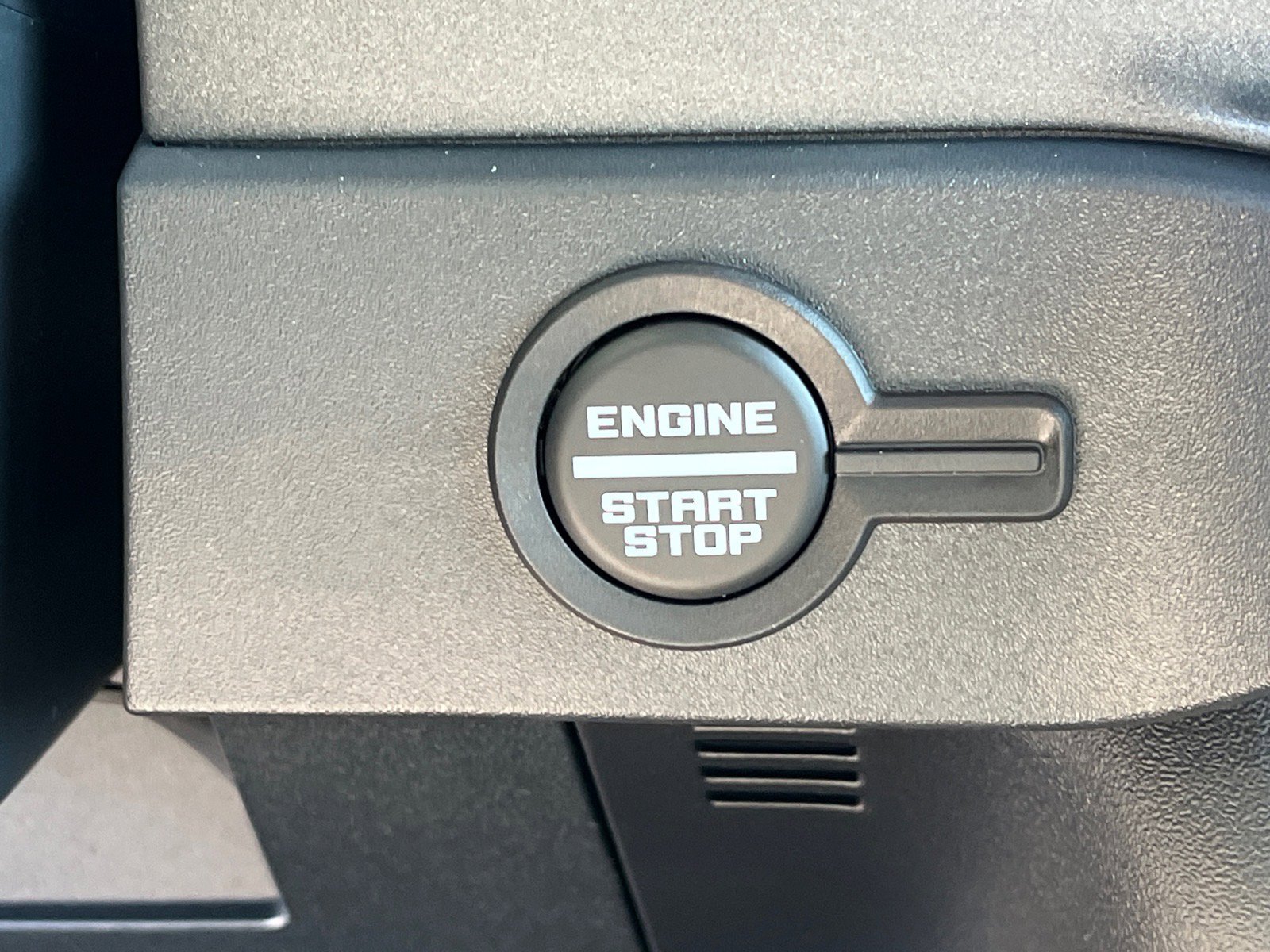 New 2025 Ford Bronco Badlands image 9