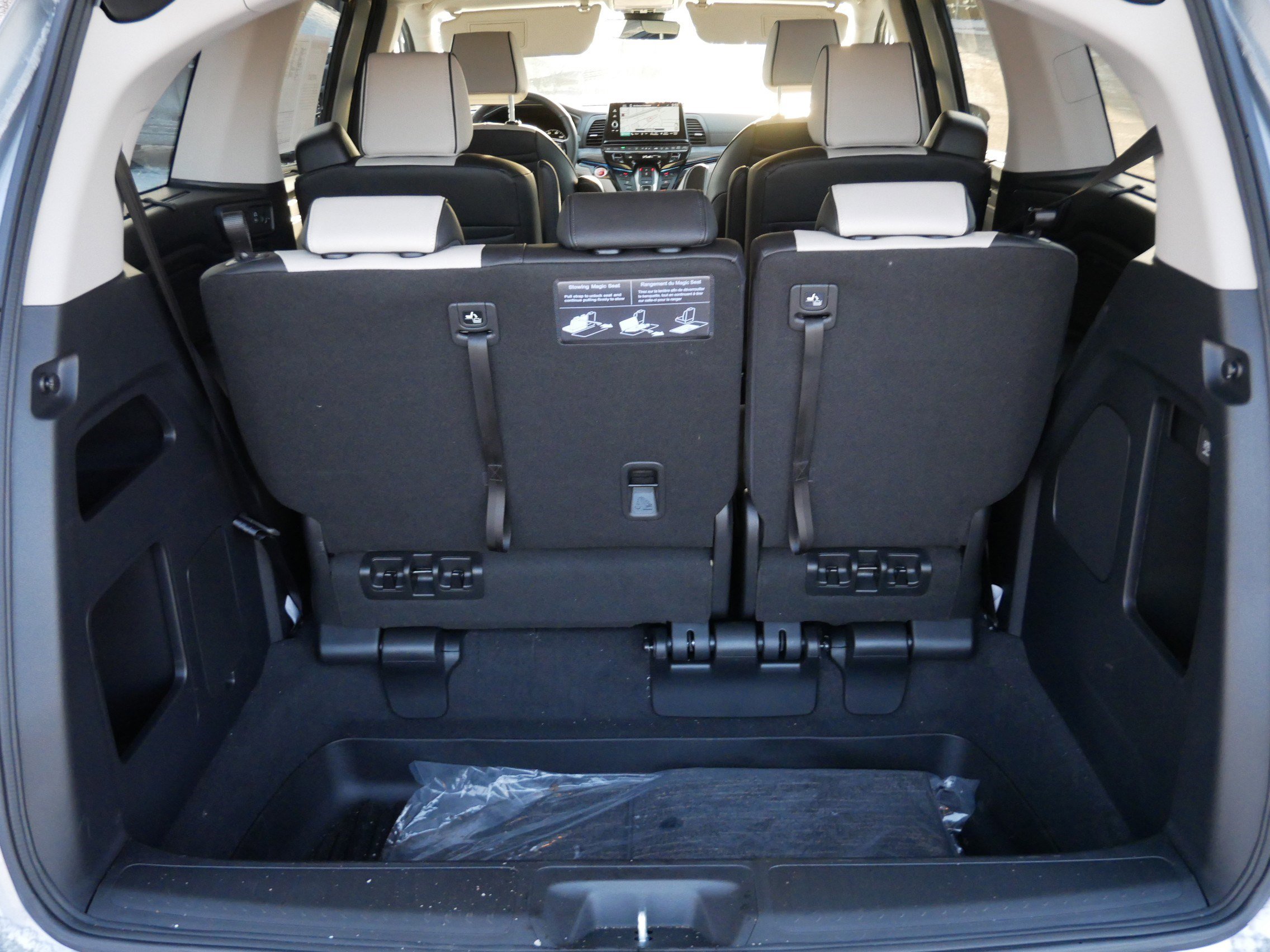 Certified 2026 Honda Odyssey Elite image 18