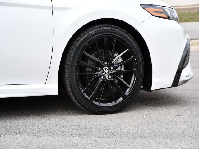 Used 2023 Toyota Camry XSE w/ Cold Weather Package image 9