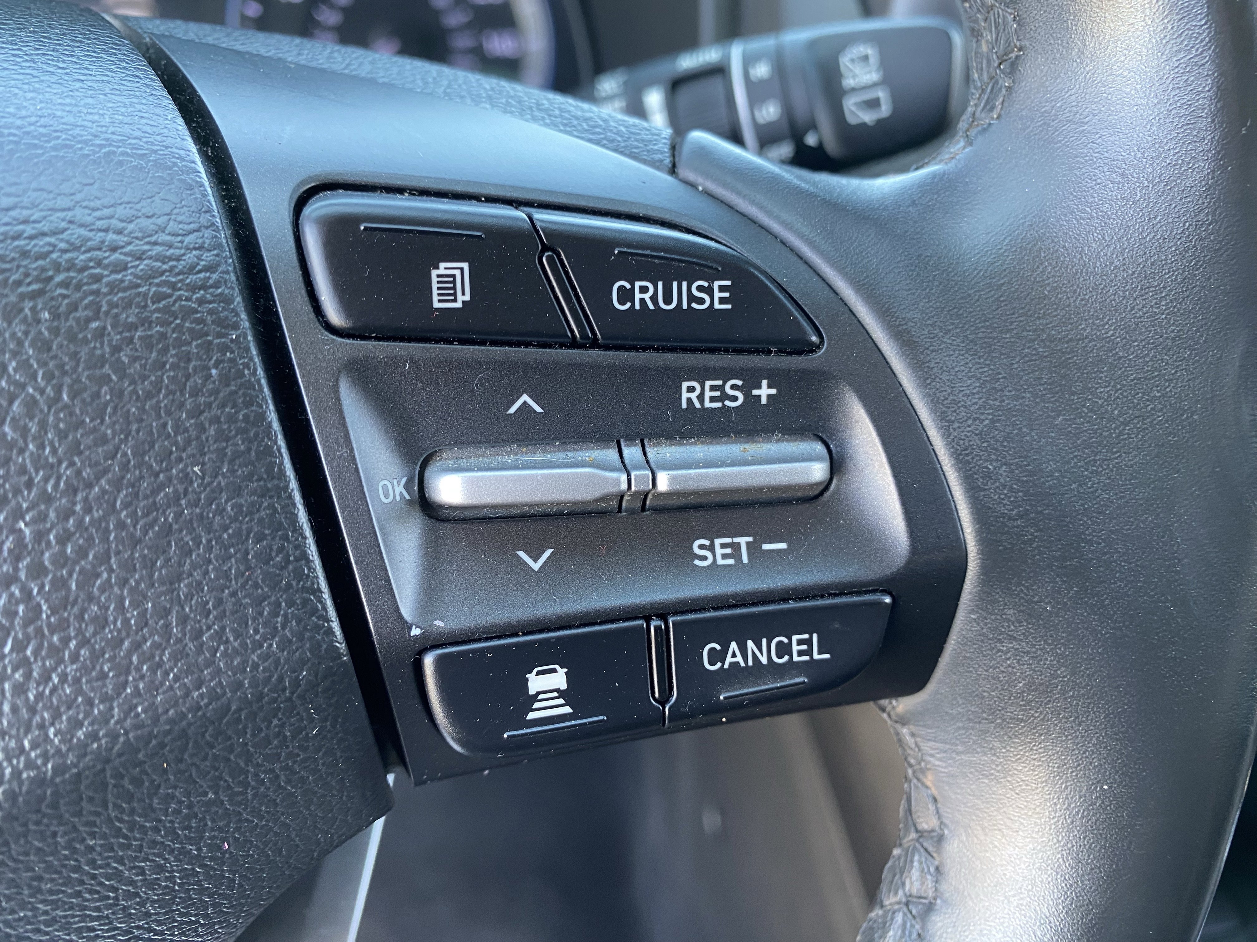 Used 2021 Hyundai Kona Ultimate FWD image 28