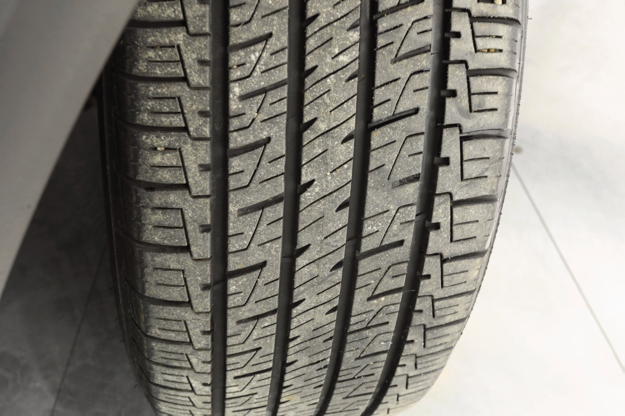 Used 2018 Ford Explorer Platinum image 42