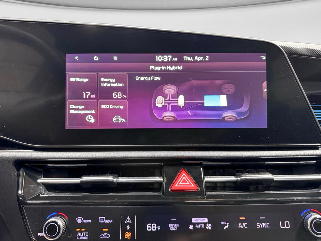 Used 2023 Kia Niro SX Touring image 12