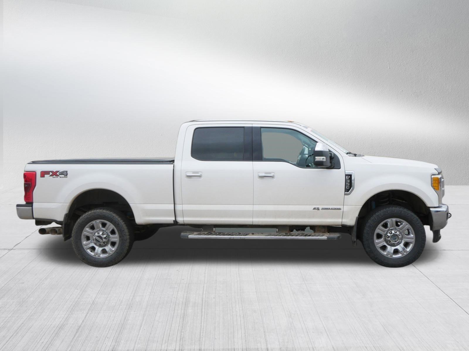 Used 2017 Ford F350 Lariat w/ Chrome Package AWD/4WD image 8