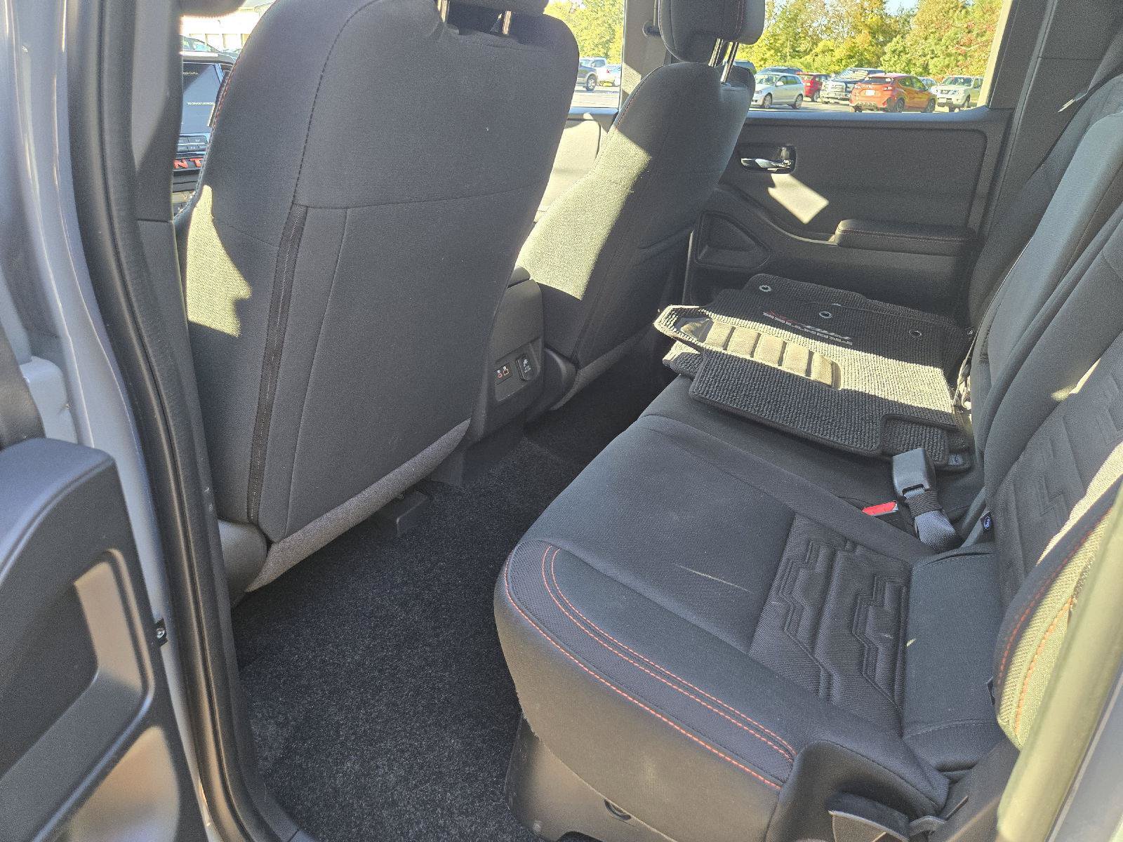 Used 2025 Nissan Frontier PRO-4X w/ Pro Convenience Package AWD/4WD image 25
