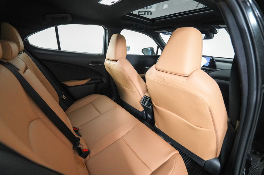 Certified 2025 Lexus UX 300h FWD w/ Cold Area Package image 18