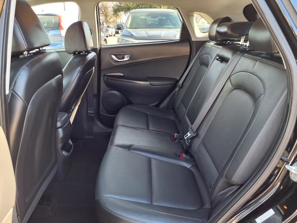 Used 2023 Hyundai Kona Limited w/ Cargo Package image 18