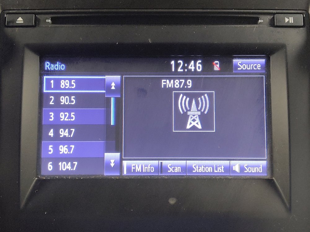 Used 2016 Toyota Camry SE image 25