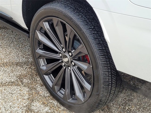 Used 2025 Cadillac Escalade ESV V image 7