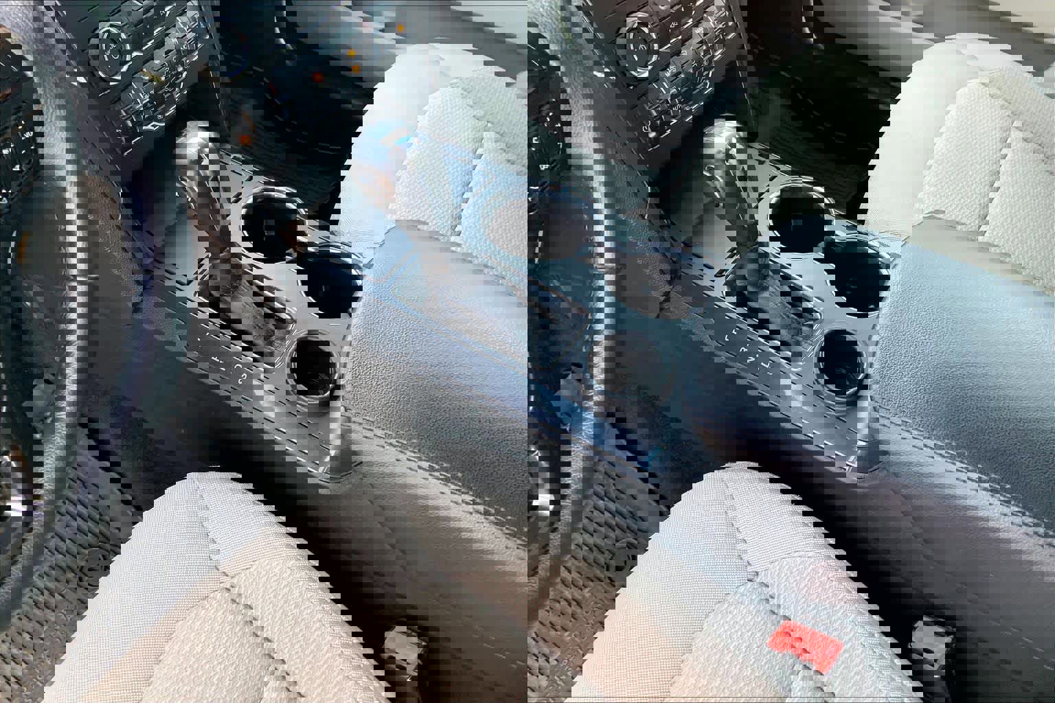 Used 2019 Ford Explorer XLT w/ Equipment Group 201A image 17