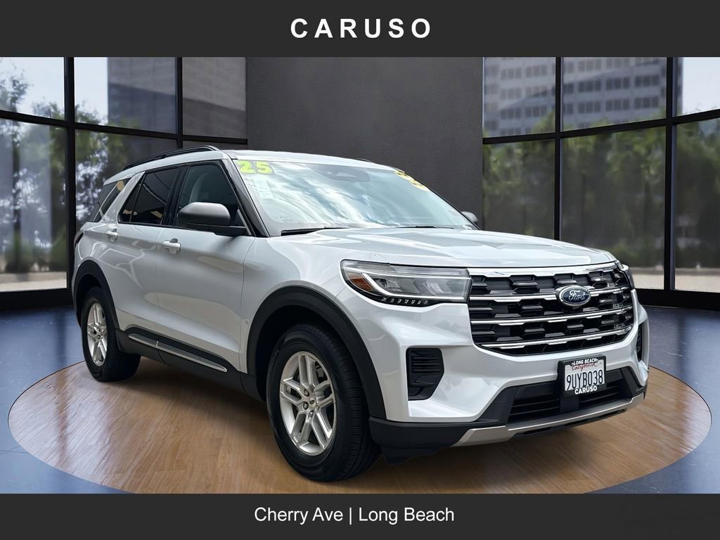 Used 2025 Ford Explorer Active