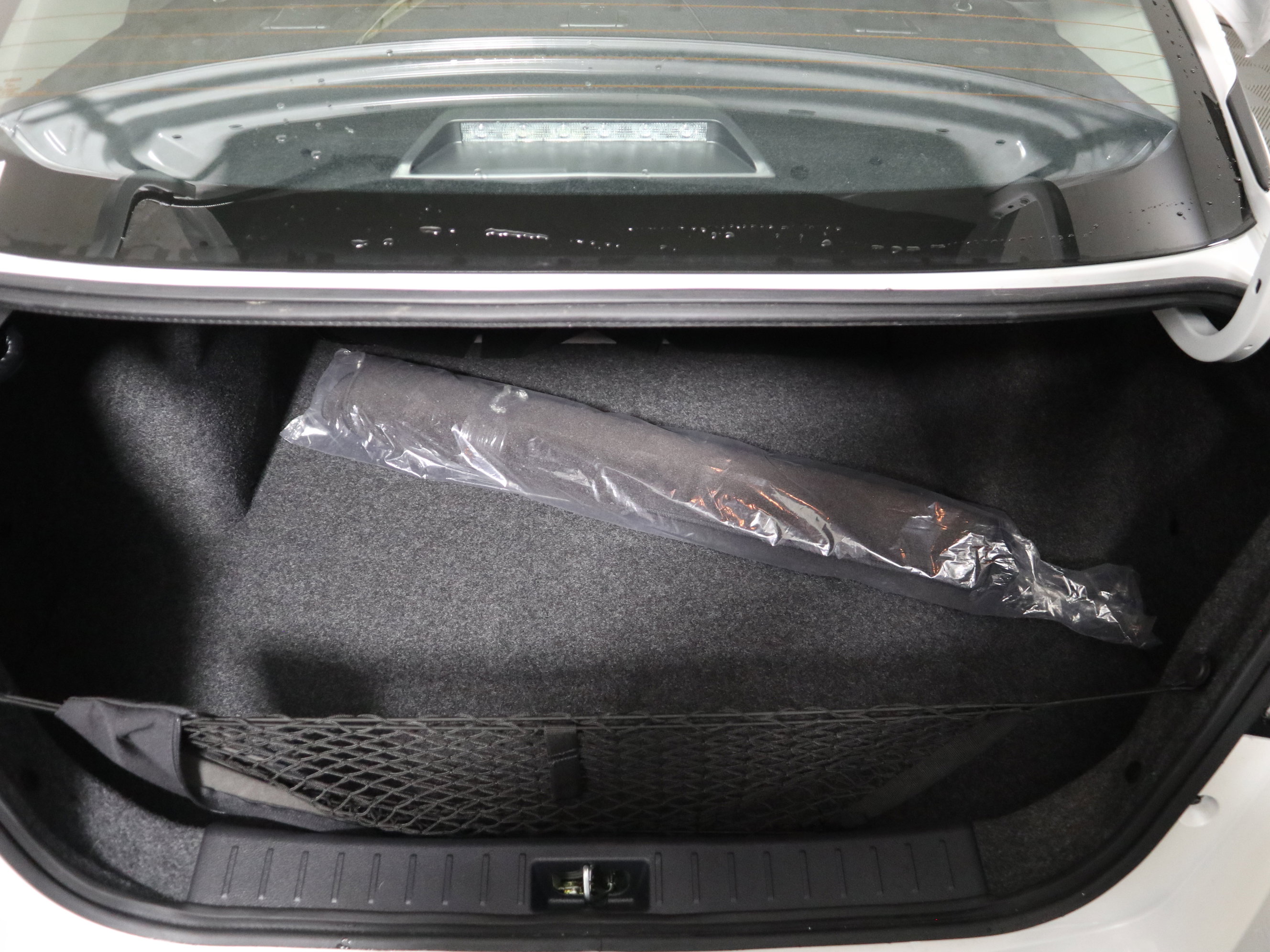 Used 2025 Nissan Versa SV w/ Trunk Package image 8