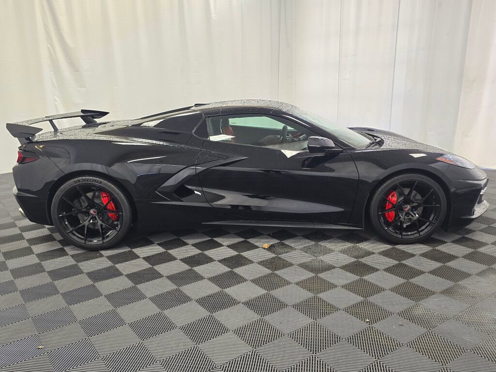 Used 2024 Chevrolet Corvette Stingray image 7