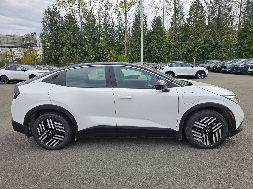 New 2026 Nissan Leaf SV+ w/ Floor Mat Package (SV+) FWD image 10