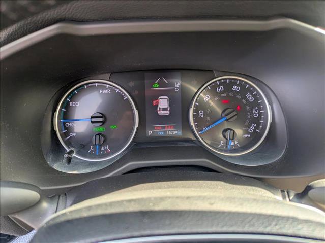 Used 2021 Toyota RAV4 XLE Premium image 10