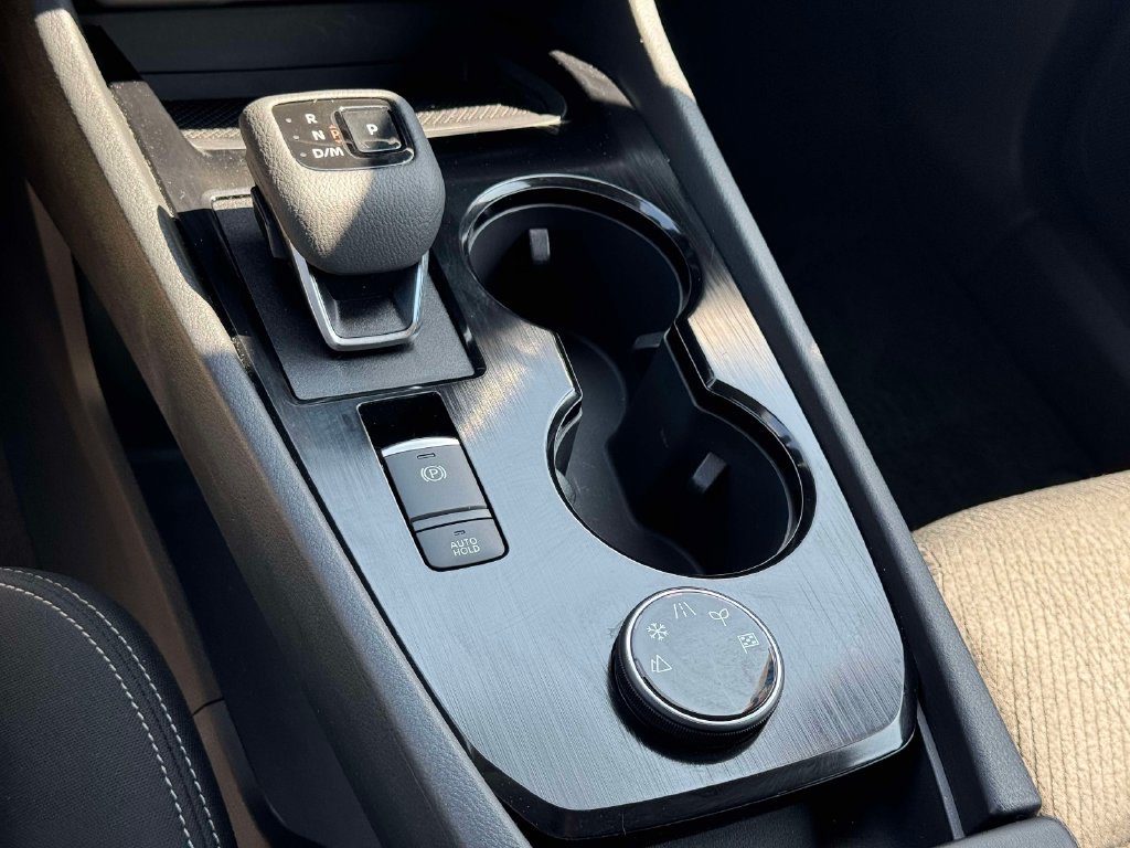 Certified 2026 Nissan Rogue SV AWD/4WD image 28