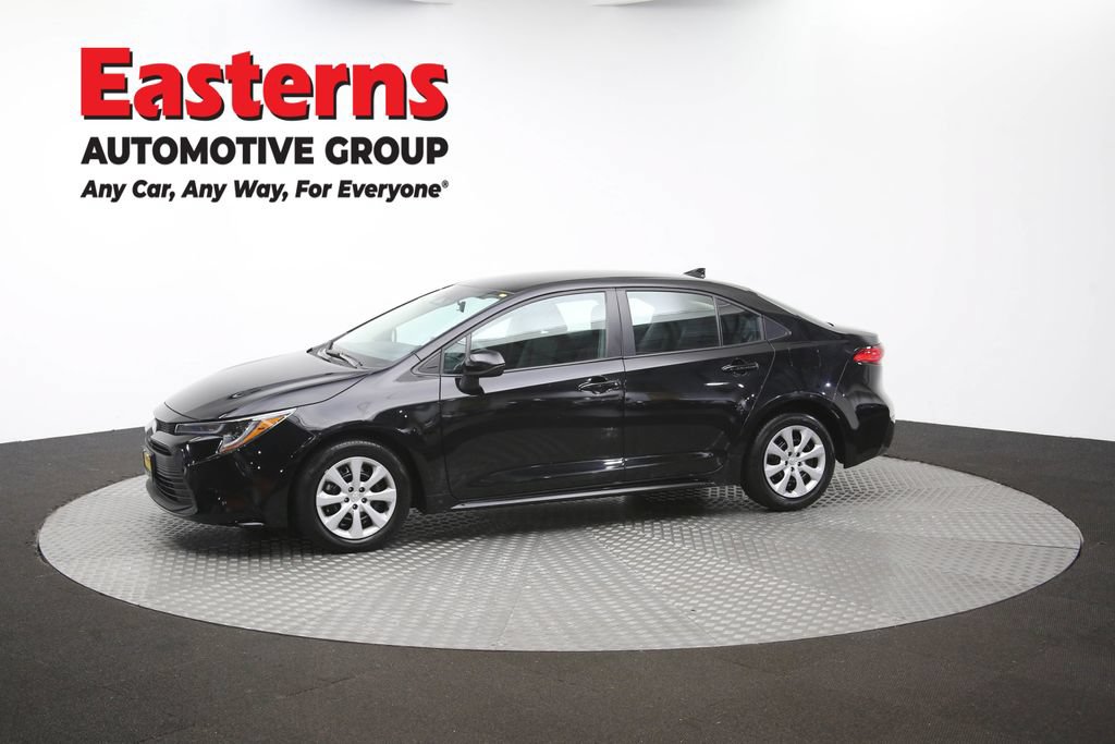 Used 2025 Toyota Corolla LE FWD image 58