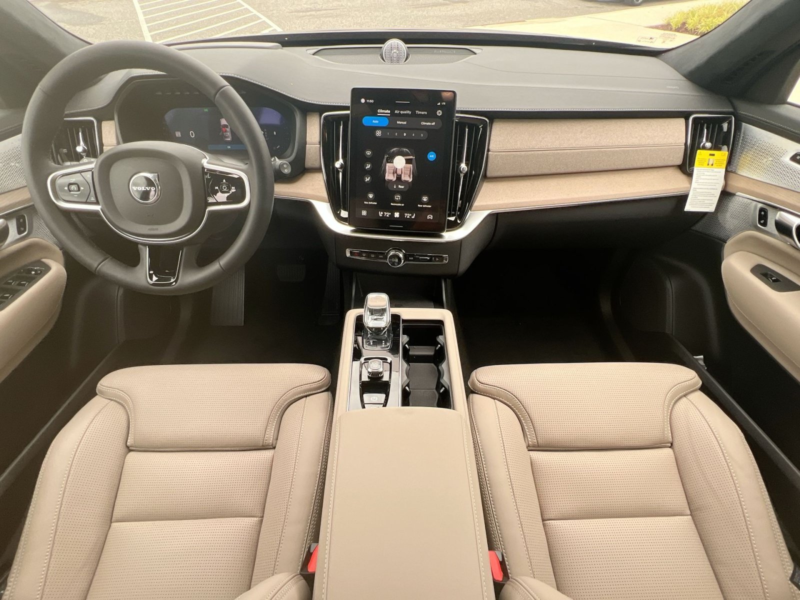 New 2026 Volvo XC90 B6 Ultra w/ Lounge Package AWD/4WD image 30