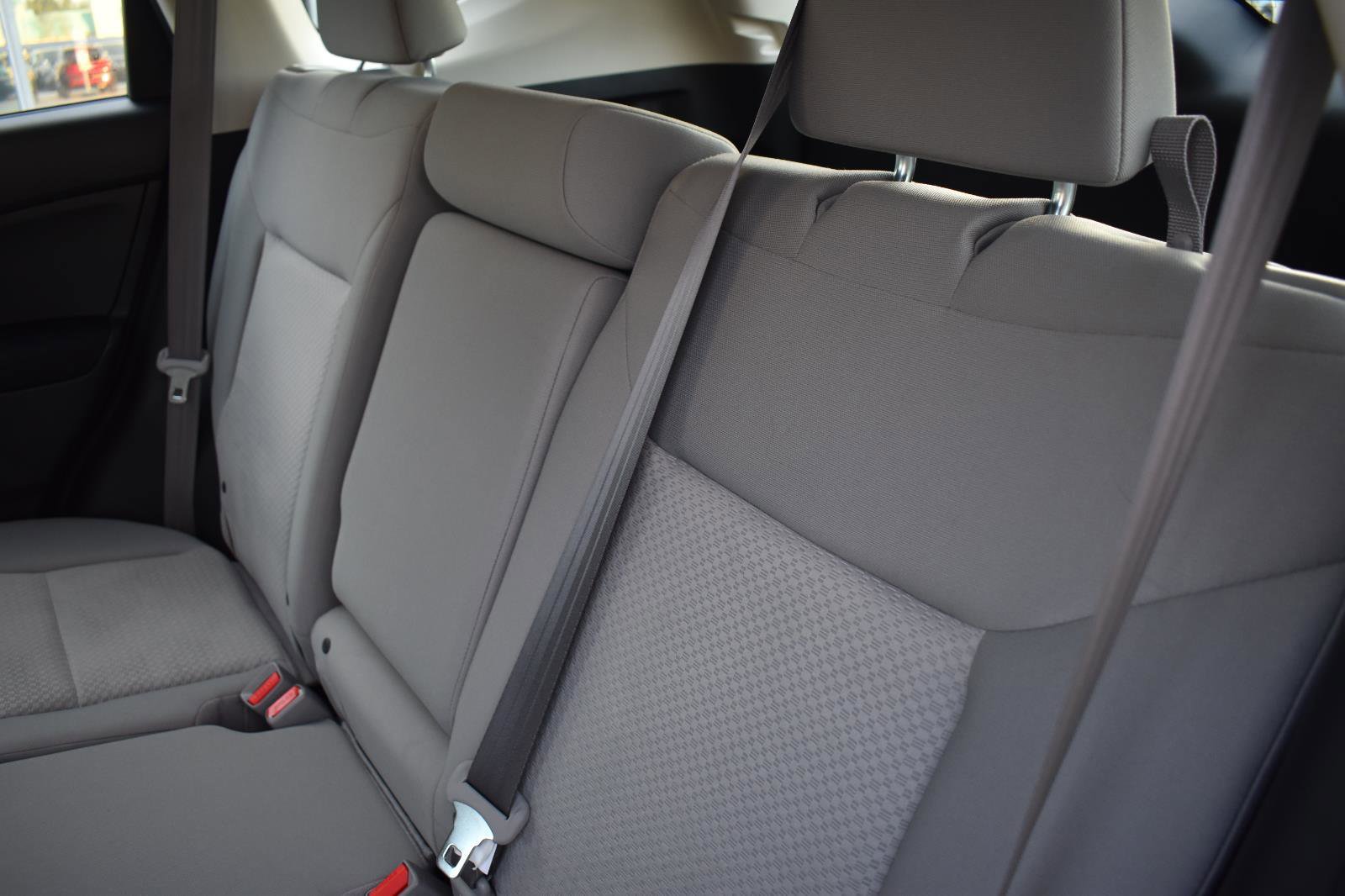 Used 2016 Honda CR-V LX image 29