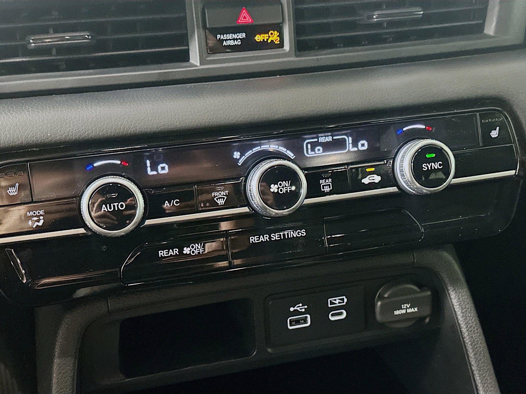 Used 2024 Honda Pilot Sport image 23