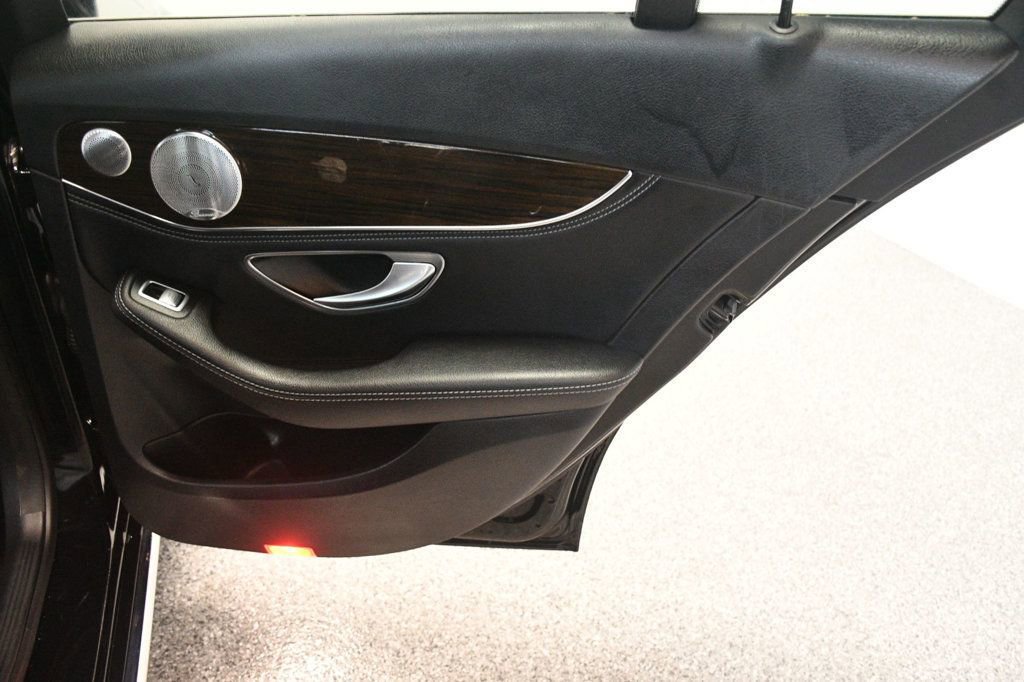 Used 2015 Mercedes-Benz C 300 Sedan image 25
