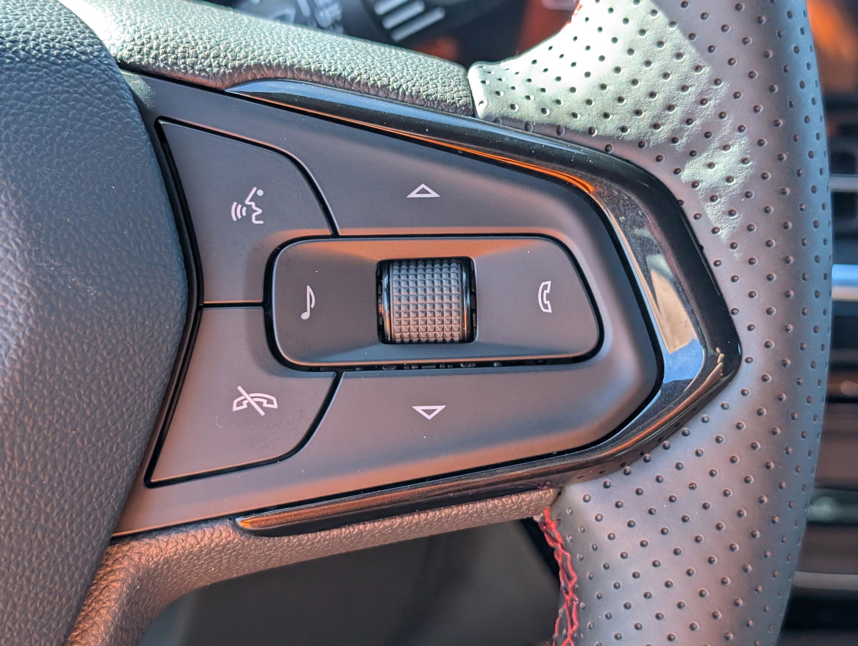 New 2026 Chevrolet Trax RS image 19