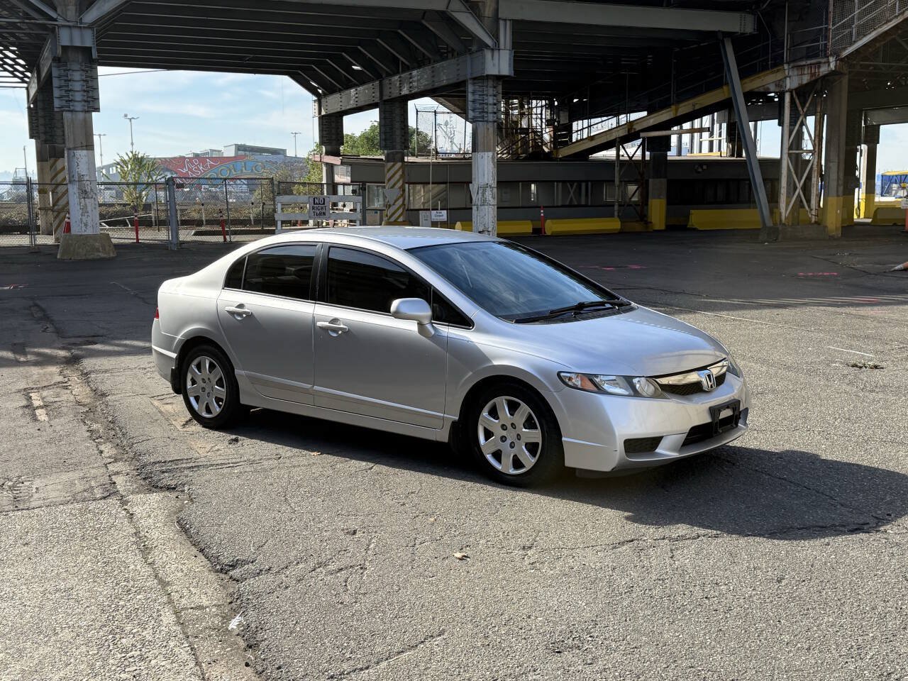 Used 2010 Honda Civic LX image 4