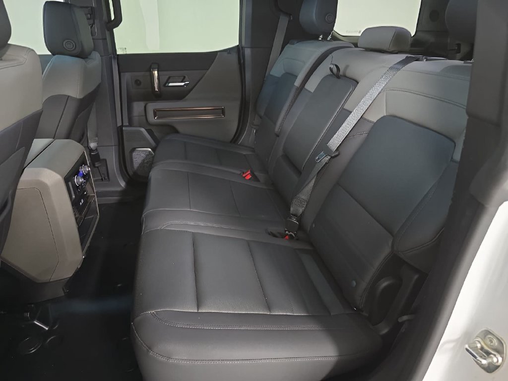Used 2024 GMC Hummer EV 2X AWD/4WD image 23