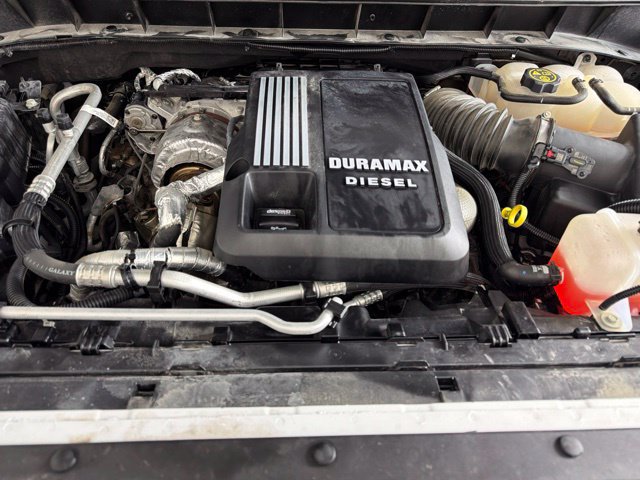 Used 2022 Chevrolet Silverado 1500 LTZ AWD/4WD image 33