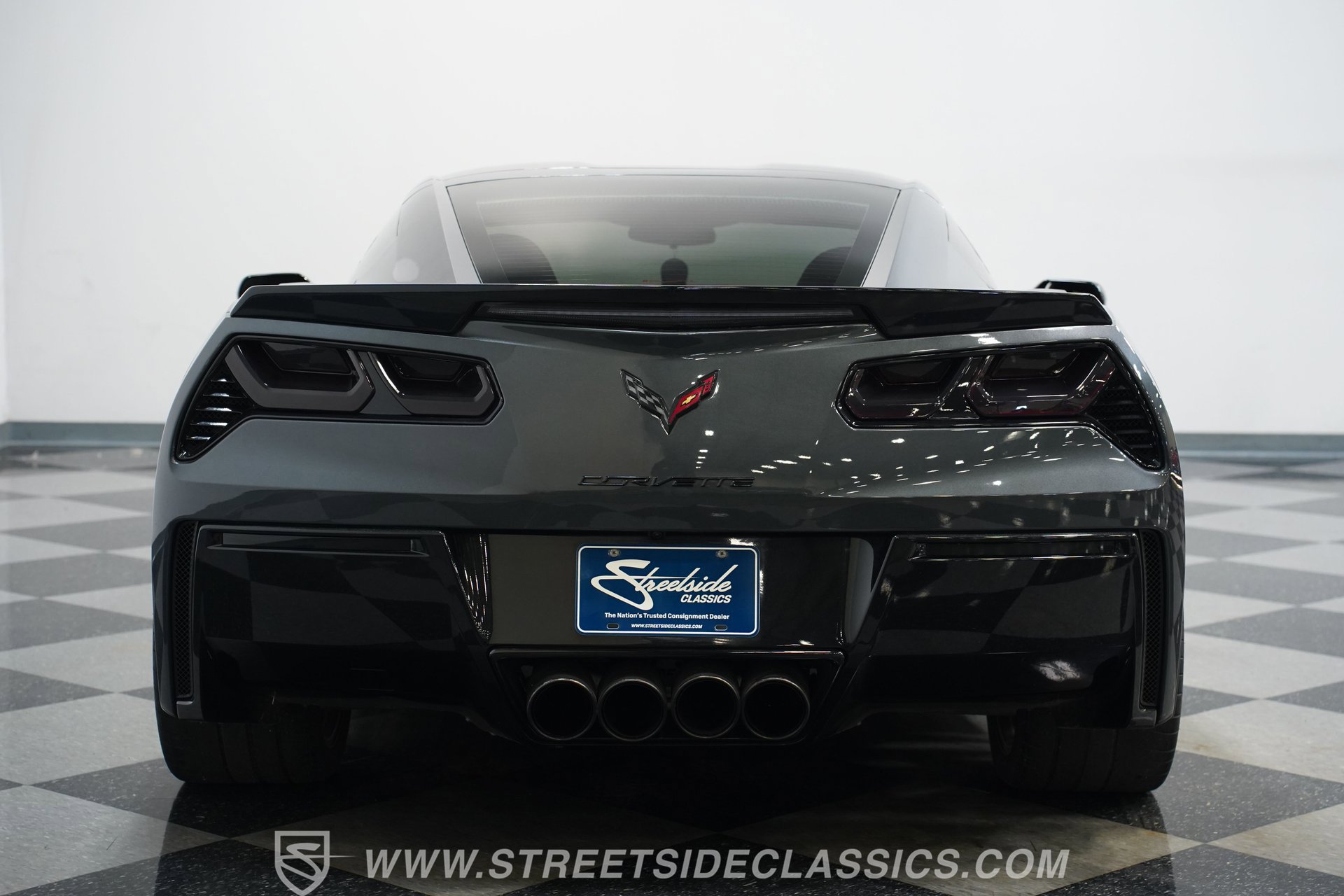 Used 2017 Chevrolet Corvette Stingray Coupe w/ Carbon Flash Badge Package image 24