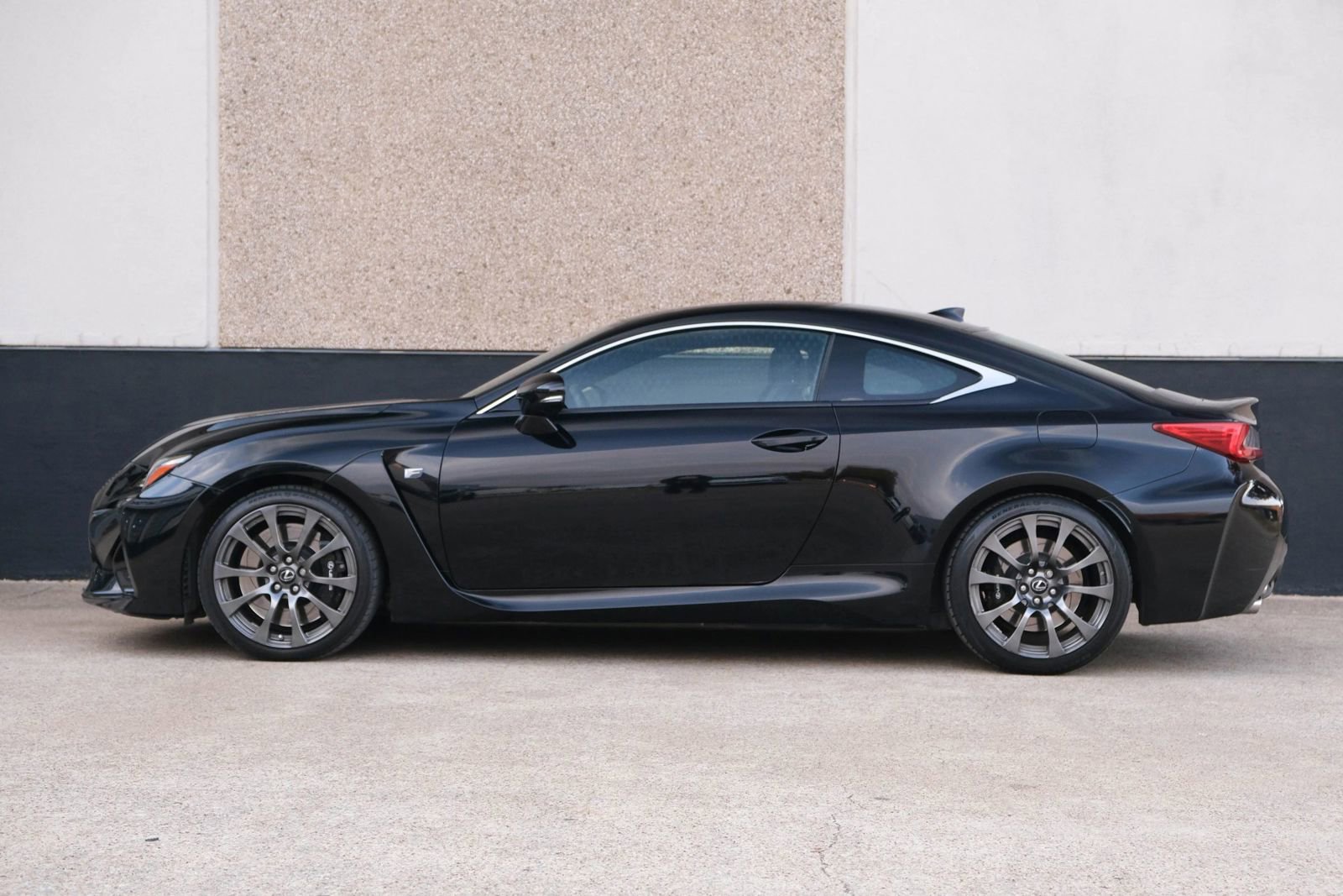 Used 2015 Lexus RC F image 6