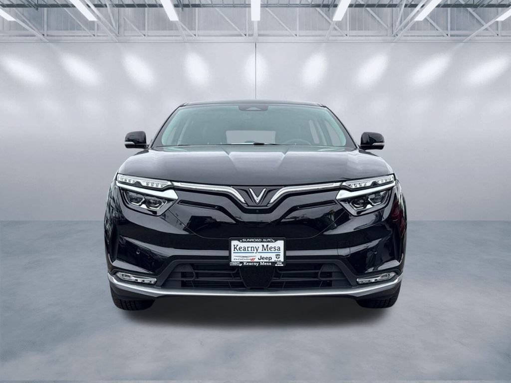 New 2025 VinFast VF 8 Eco AWD/4WD image 2
