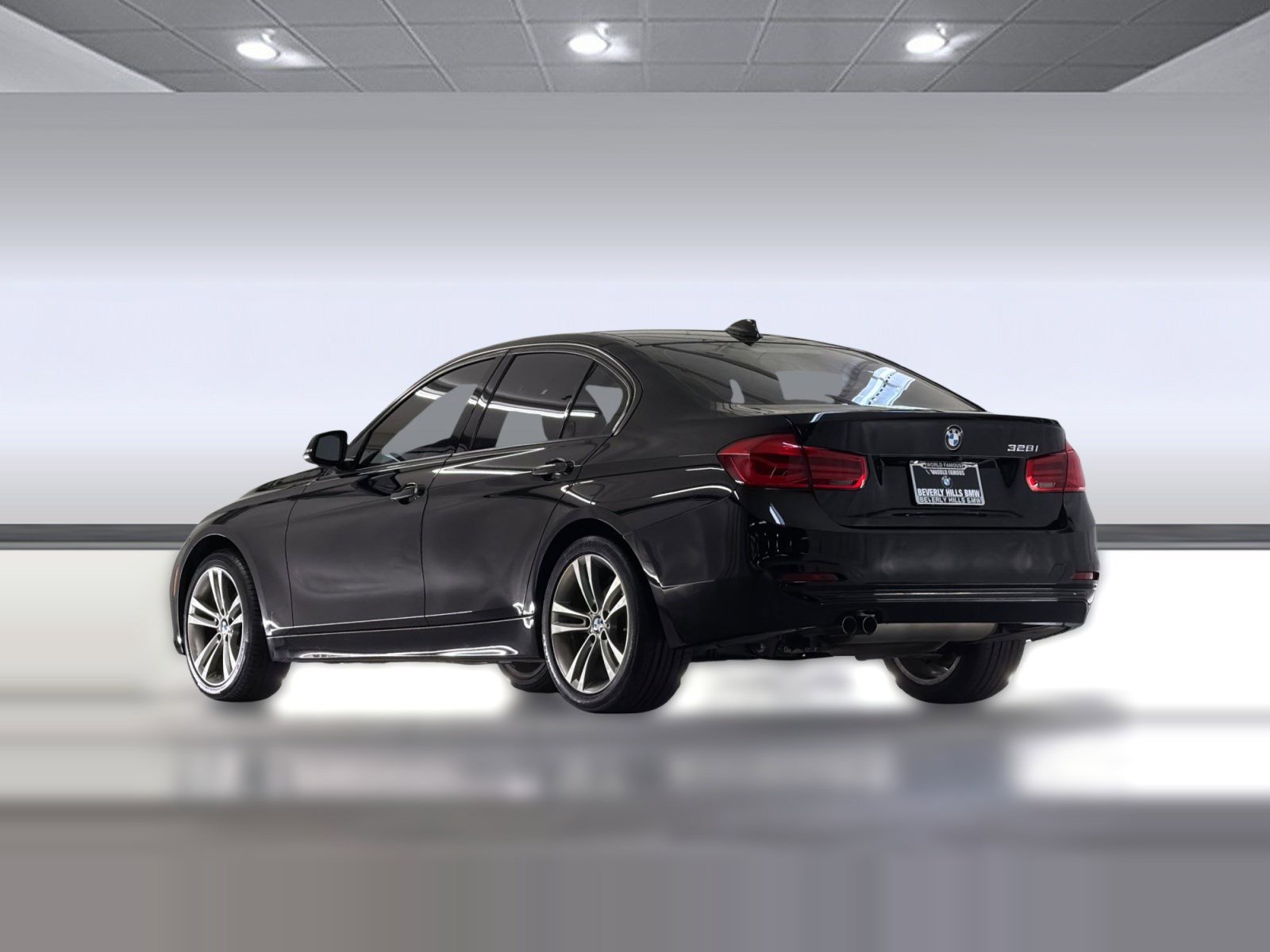 Used 2016 BMW 328i Sedan RWD image 3