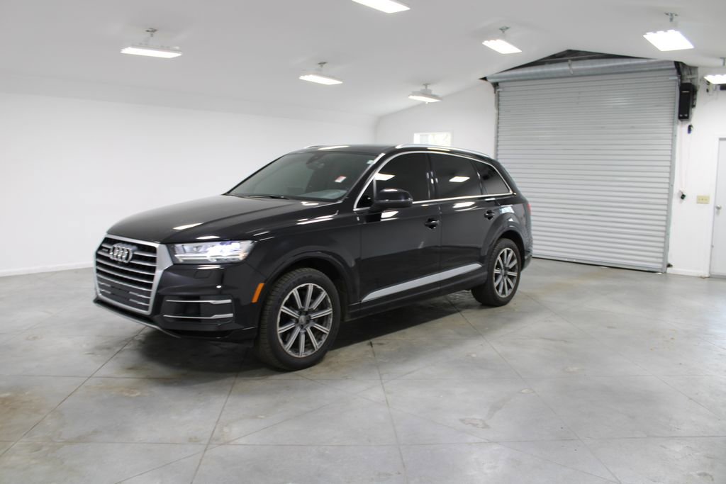 Used 2017 Audi Q7 3.0T Premium Plus image 4