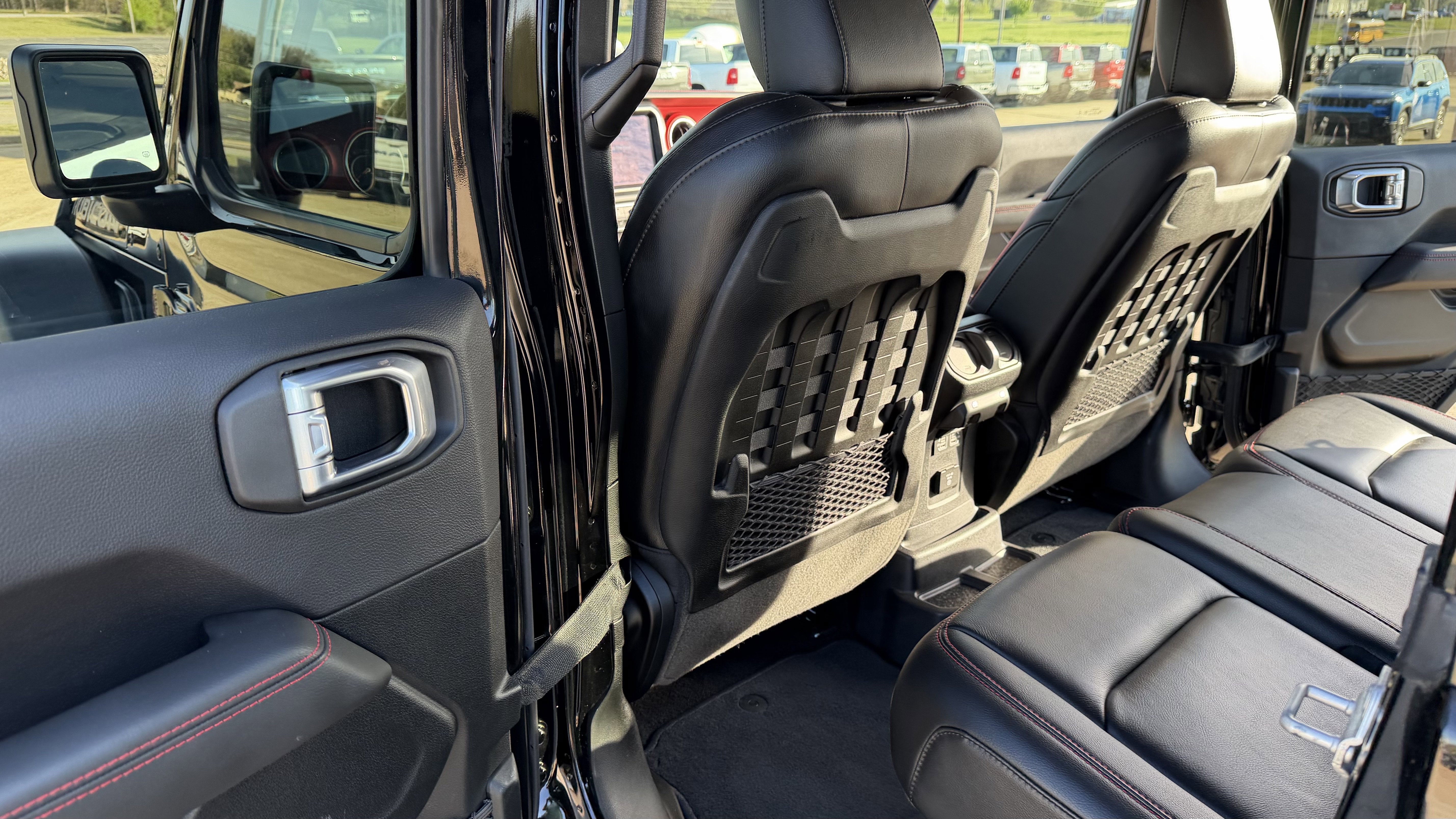 Used 2021 Jeep Wrangler Unlimited Rubicon image 10